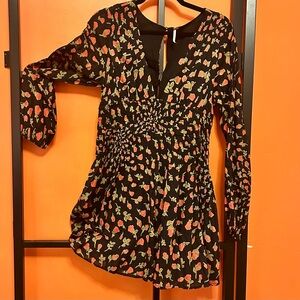 Black Floral Long Sleeve Dress – Smocked Waist – Keyhole Back